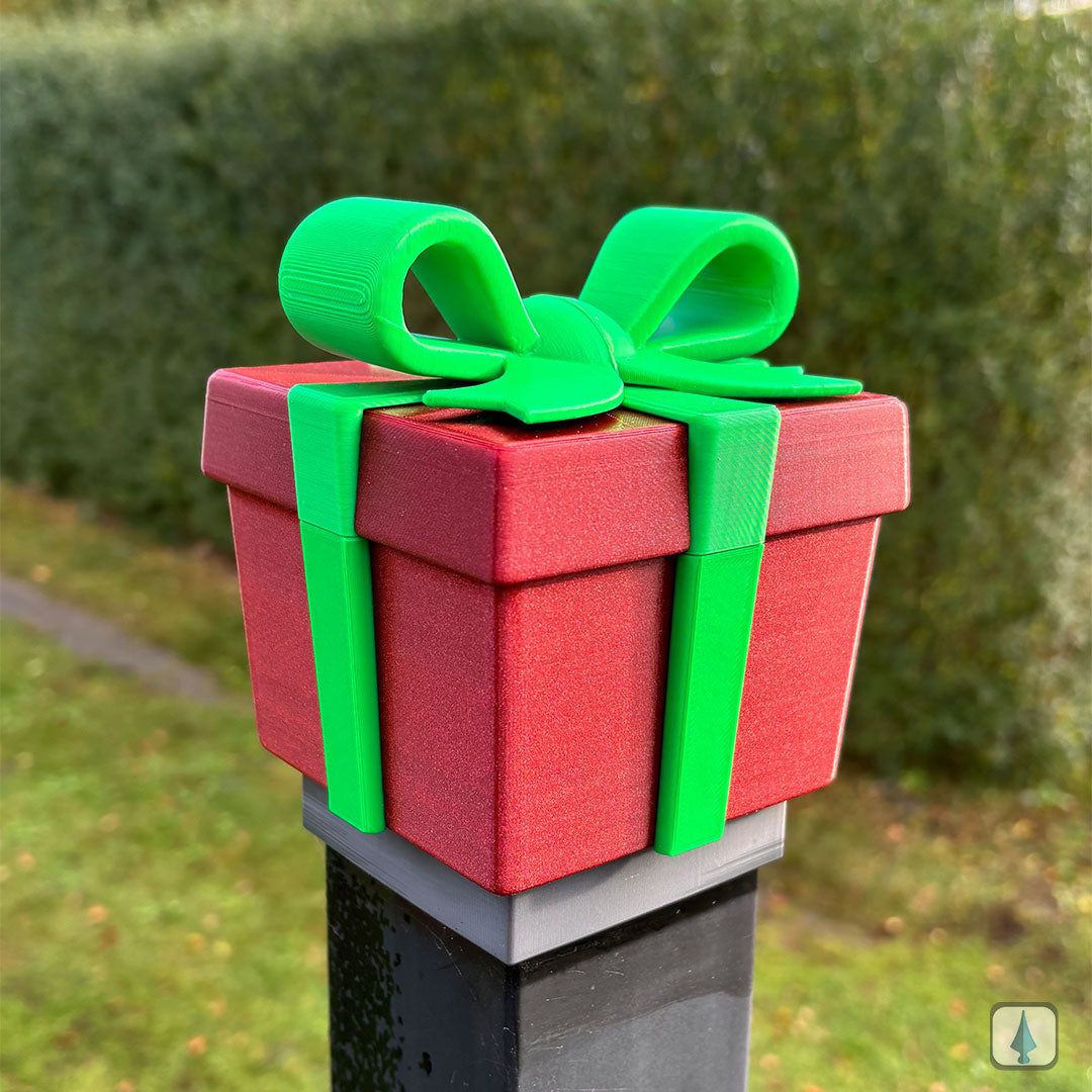 Weihnachtsgeschenk mit Schleife